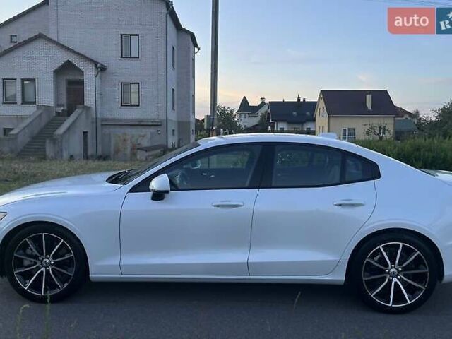 Белый Вольво С60, объемом двигателя 1.97 л и пробегом 43 тыс. км за 24100 $, фото 6 на Automoto.ua