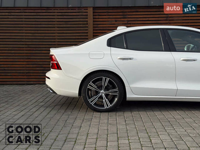 Белый Вольво С60, объемом двигателя 1.97 л и пробегом 98 тыс. км за 28000 $, фото 12 на Automoto.ua