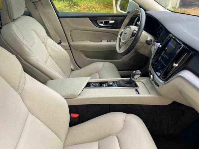 Белый Вольво С60, объемом двигателя 2 л и пробегом 46 тыс. км за 14300 $, фото 18 на Automoto.ua