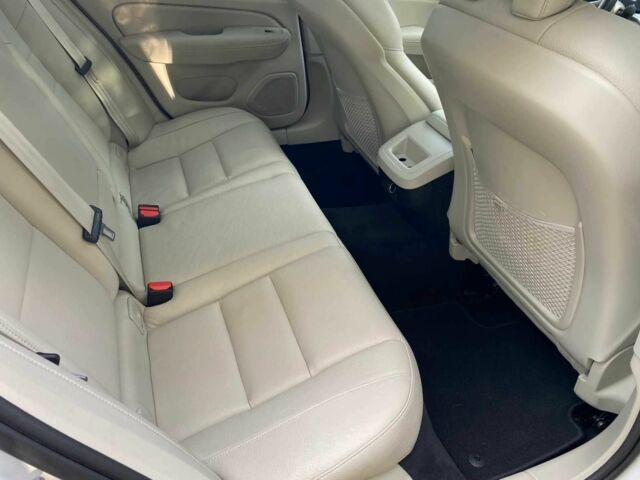 Белый Вольво С60, объемом двигателя 0 л и пробегом 57 тыс. км за 17000 $, фото 14 на Automoto.ua