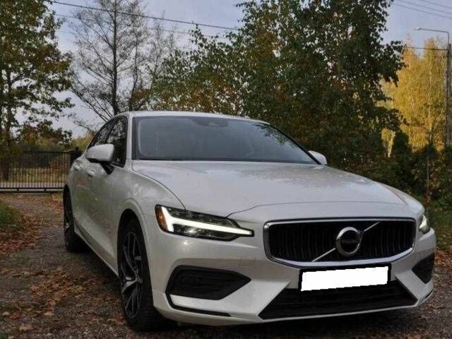 Белый Вольво С60, объемом двигателя 2 л и пробегом 46 тыс. км за 14300 $, фото 2 на Automoto.ua