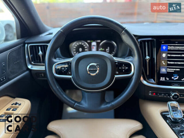 Белый Вольво С60, объемом двигателя 1.97 л и пробегом 90 тыс. км за 30000 $, фото 22 на Automoto.ua