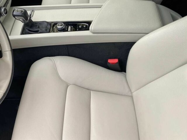 Белый Вольво С60, объемом двигателя 0 л и пробегом 57 тыс. км за 17000 $, фото 16 на Automoto.ua