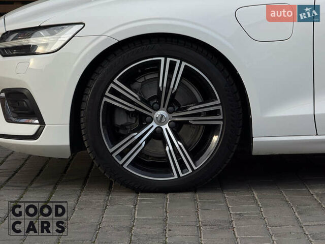 Белый Вольво С60, объемом двигателя 1.97 л и пробегом 98 тыс. км за 28000 $, фото 11 на Automoto.ua