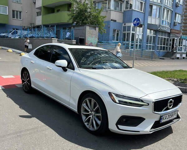 Белый Вольво С60, объемом двигателя 1.97 л и пробегом 74 тыс. км за 25999 $, фото 5 на Automoto.ua