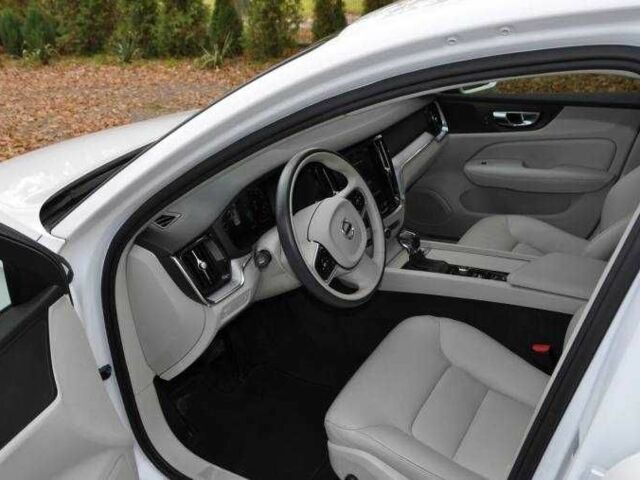 Белый Вольво С60, объемом двигателя 2 л и пробегом 46 тыс. км за 14300 $, фото 14 на Automoto.ua