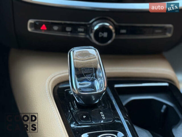 Белый Вольво С60, объемом двигателя 1.97 л и пробегом 90 тыс. км за 30000 $, фото 26 на Automoto.ua