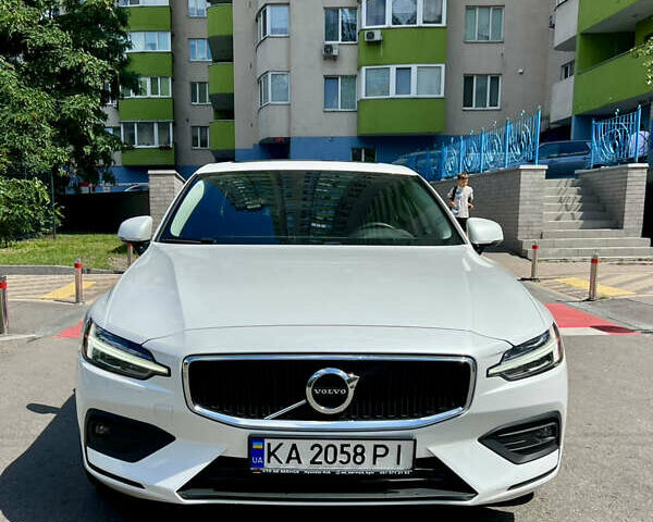 Белый Вольво С60, объемом двигателя 1.97 л и пробегом 74 тыс. км за 25999 $, фото 6 на Automoto.ua