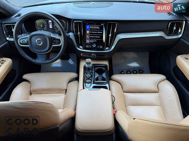 Белый Вольво С60, объемом двигателя 1.97 л и пробегом 90 тыс. км за 30000 $, фото 24 на Automoto.ua