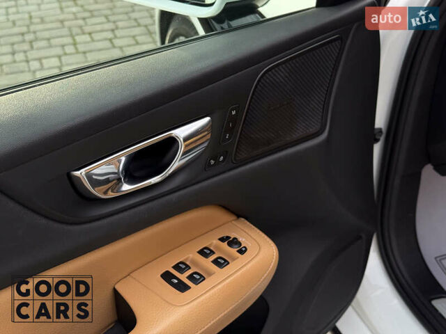 Белый Вольво С60, объемом двигателя 1.97 л и пробегом 98 тыс. км за 28000 $, фото 16 на Automoto.ua