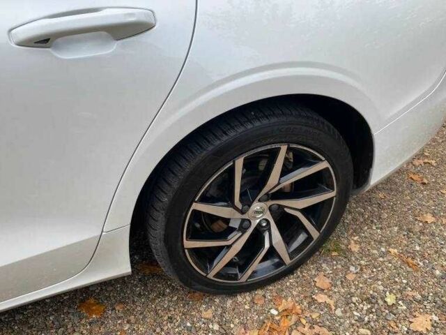 Белый Вольво С60, объемом двигателя 2 л и пробегом 46 тыс. км за 14300 $, фото 11 на Automoto.ua