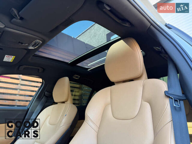 Белый Вольво С60, объемом двигателя 1.97 л и пробегом 90 тыс. км за 30000 $, фото 29 на Automoto.ua