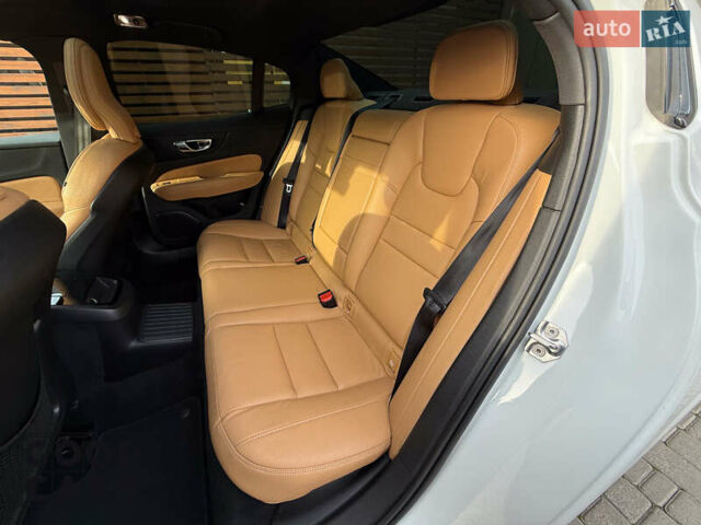 Белый Вольво С60, объемом двигателя 1.97 л и пробегом 98 тыс. км за 28000 $, фото 21 на Automoto.ua