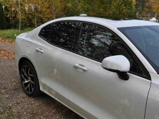 Белый Вольво С60, объемом двигателя 2 л и пробегом 46 тыс. км за 14300 $, фото 4 на Automoto.ua