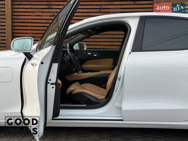 Белый Вольво С60, объемом двигателя 1.97 л и пробегом 98 тыс. км за 28000 $, фото 18 на Automoto.ua