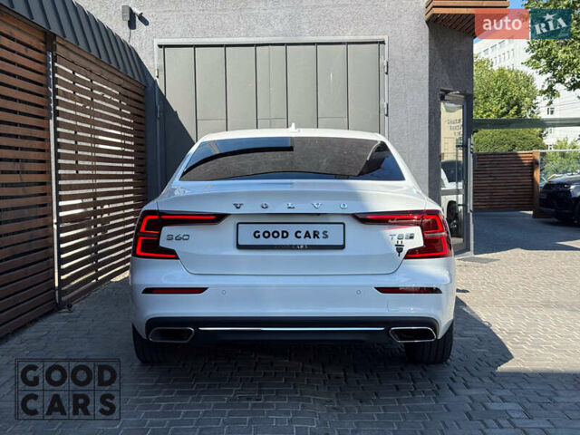 Белый Вольво С60, объемом двигателя 1.97 л и пробегом 90 тыс. км за 30000 $, фото 5 на Automoto.ua