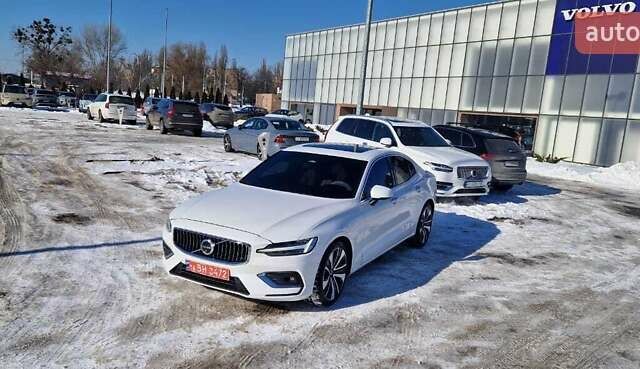 Белый Вольво С60, объемом двигателя 1.97 л и пробегом 7 тыс. км за 34955 $, фото 57 на Automoto.ua