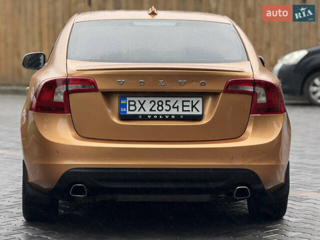Бежевый Вольво С60, объемом двигателя 2.95 л и пробегом 247 тыс. км за 11000 $, фото 3 на Automoto.ua
