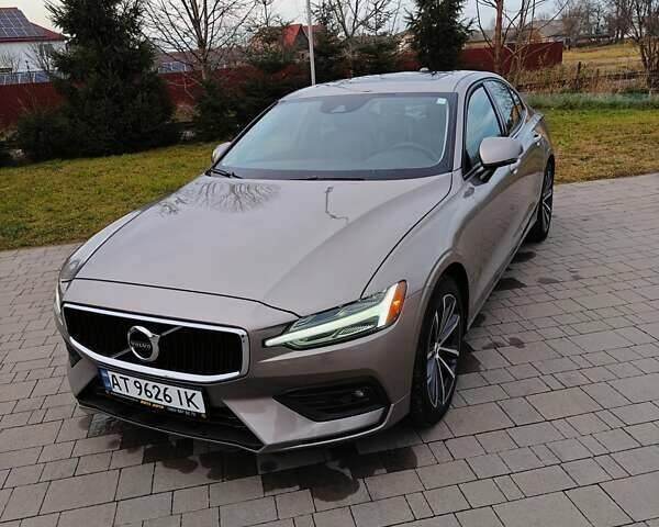 Бежевий Вольво С60, об'ємом двигуна 2 л та пробігом 27 тис. км за 23000 $, фото 18 на Automoto.ua