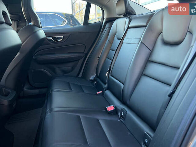 Бежевый Вольво С60, объемом двигателя 1.97 л и пробегом 25 тыс. км за 24000 $, фото 17 на Automoto.ua