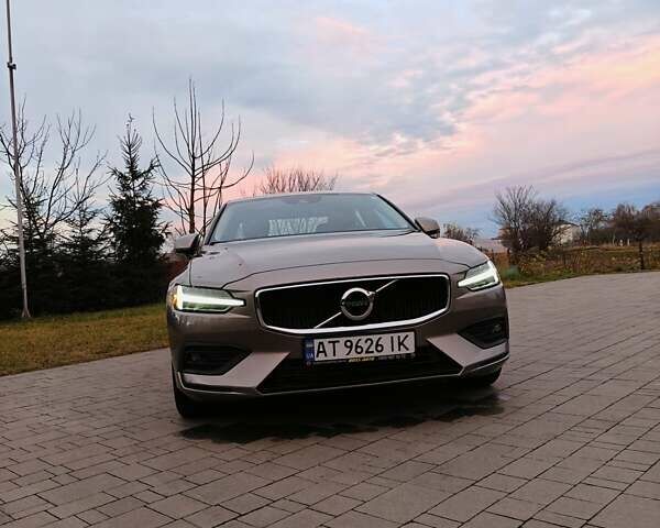 Бежевий Вольво С60, об'ємом двигуна 2 л та пробігом 27 тис. км за 23000 $, фото 6 на Automoto.ua