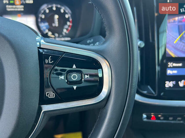 Бежевый Вольво С60, объемом двигателя 1.97 л и пробегом 25 тыс. км за 24000 $, фото 13 на Automoto.ua