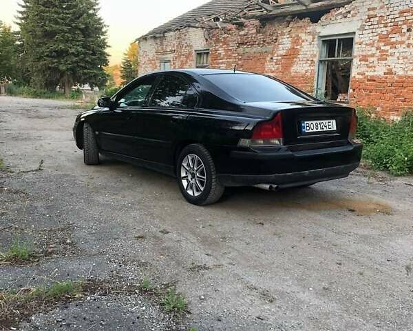 Чорний Вольво С60, об'ємом двигуна 2.4 л та пробігом 345 тис. км за 5000 $, фото 4 на Automoto.ua