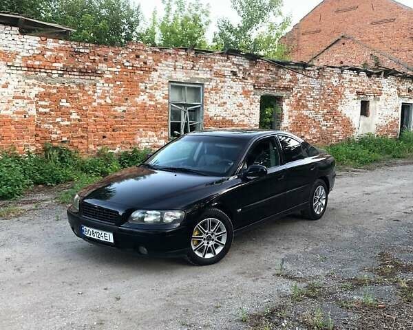 Чорний Вольво С60, об'ємом двигуна 2.4 л та пробігом 345 тис. км за 5000 $, фото 5 на Automoto.ua