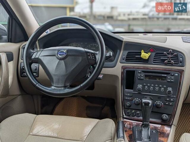 Чорний Вольво С60, об'ємом двигуна 2.4 л та пробігом 323 тис. км за 5700 $, фото 8 на Automoto.ua