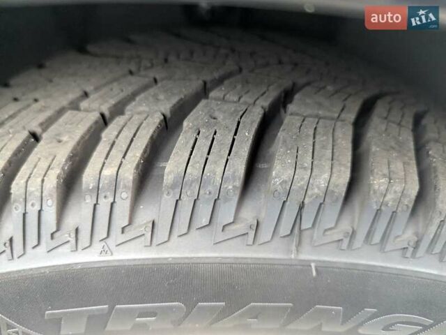 Чорний Вольво С60, об'ємом двигуна 2.4 л та пробігом 323 тис. км за 5700 $, фото 20 на Automoto.ua