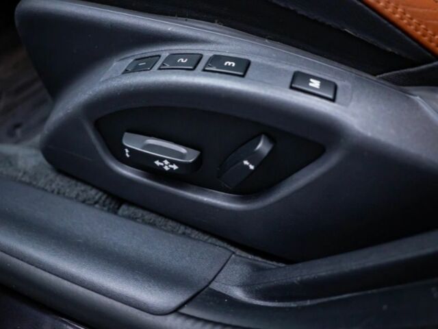 Черный Вольво С60, объемом двигателя 2.5 л и пробегом 215 тыс. км за 8900 $, фото 17 на Automoto.ua