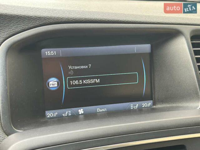 Черный Вольво С60, объемом двигателя 2.5 л и пробегом 338 тыс. км за 7700 $, фото 15 на Automoto.ua