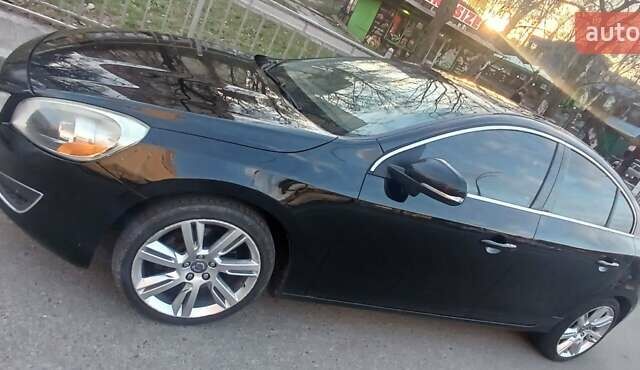 Черный Вольво С60, объемом двигателя 2.5 л и пробегом 297 тыс. км за 9300 $, фото 5 на Automoto.ua