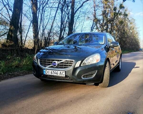 Чорний Вольво С60, об'ємом двигуна 2.5 л та пробігом 337 тис. км за 9400 $, фото 4 на Automoto.ua