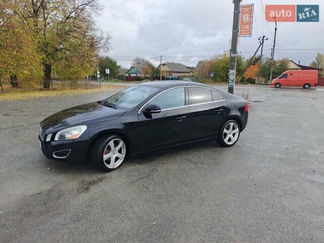 Черный Вольво С60, объемом двигателя 2.52 л и пробегом 170 тыс. км за 9999 $, фото 7 на Automoto.ua