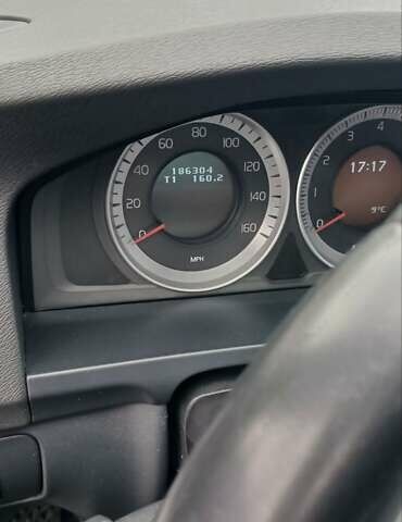Черный Вольво С60, объемом двигателя 2.5 л и пробегом 297 тыс. км за 9300 $, фото 3 на Automoto.ua