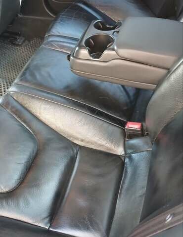 Черный Вольво С60, объемом двигателя 2.5 л и пробегом 297 тыс. км за 9300 $, фото 10 на Automoto.ua