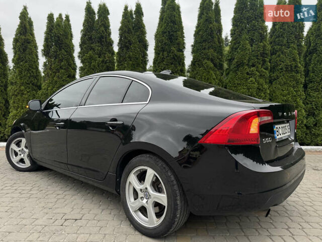 Черный Вольво С60, объемом двигателя 2.52 л и пробегом 253 тыс. км за 8700 $, фото 18 на Automoto.ua