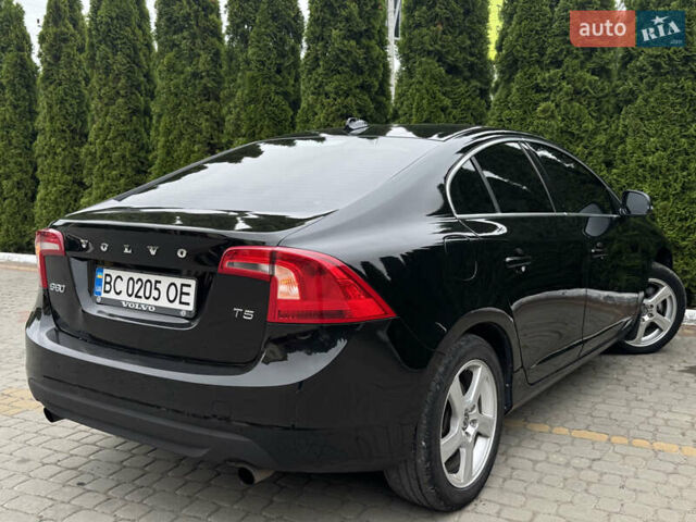 Черный Вольво С60, объемом двигателя 2.52 л и пробегом 253 тыс. км за 8700 $, фото 21 на Automoto.ua