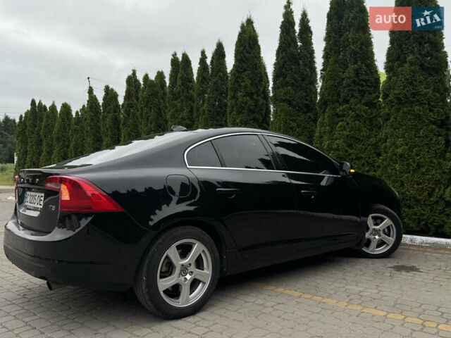 Черный Вольво С60, объемом двигателя 2.52 л и пробегом 253 тыс. км за 8700 $, фото 25 на Automoto.ua