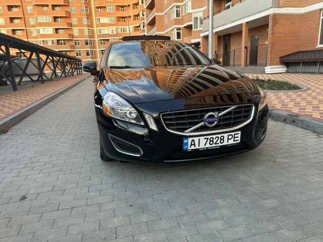 Черный Вольво С60, объемом двигателя 2.5 л и пробегом 215 тыс. км за 8900 $, фото 11 на Automoto.ua