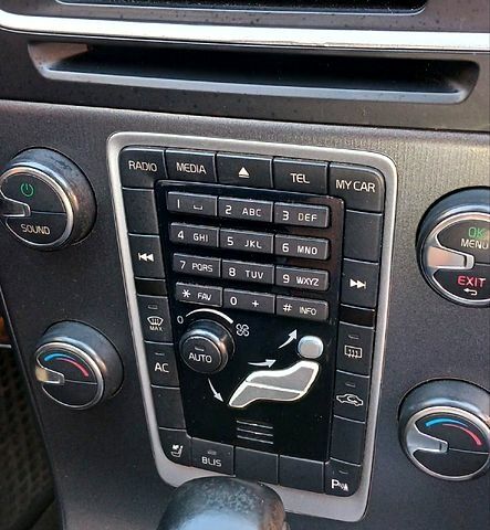 Чорний Вольво С60, об'ємом двигуна 2.5 л та пробігом 298 тис. км за 9850 $, фото 2 на Automoto.ua