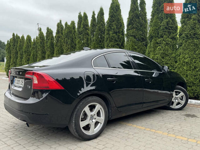 Черный Вольво С60, объемом двигателя 2.52 л и пробегом 253 тыс. км за 8700 $, фото 24 на Automoto.ua
