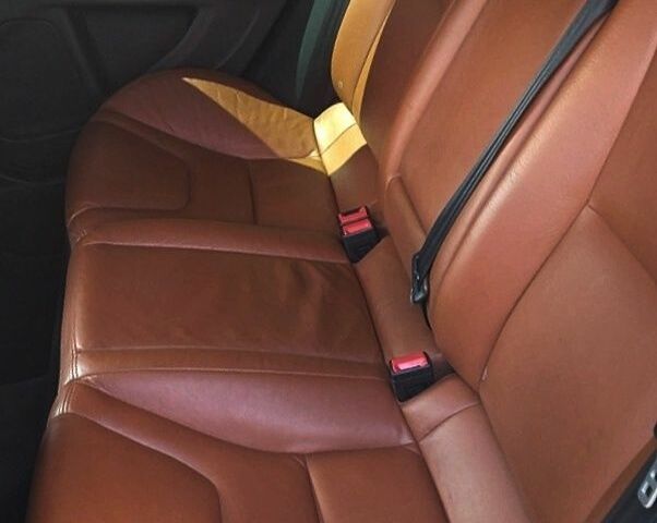 Черный Вольво С60, объемом двигателя 2.5 л и пробегом 215 тыс. км за 8900 $, фото 15 на Automoto.ua