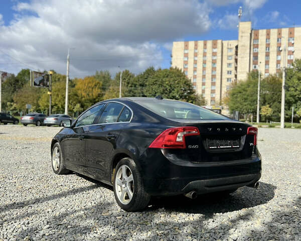 Черный Вольво С60, объемом двигателя 2.5 л и пробегом 203 тыс. км за 9200 $, фото 4 на Automoto.ua