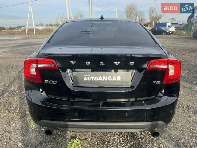 Чорний Вольво С60, об'ємом двигуна 2.52 л та пробігом 248 тис. км за 9300 $, фото 4 на Automoto.ua