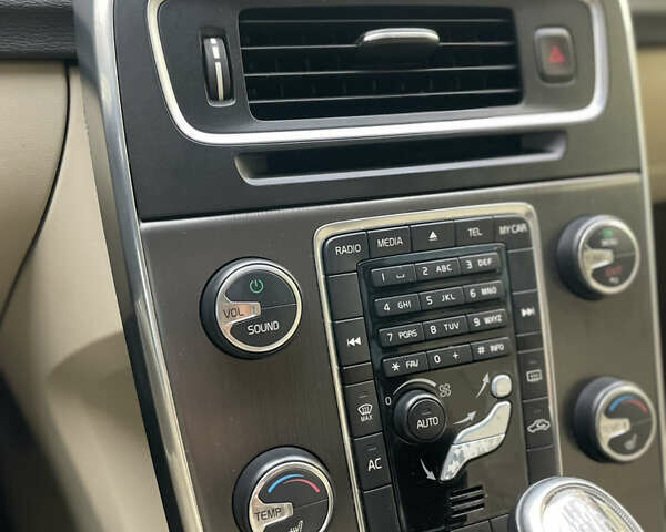 Чорний Вольво С60, об'ємом двигуна 2.52 л та пробігом 105 тис. км за 11499 $, фото 27 на Automoto.ua