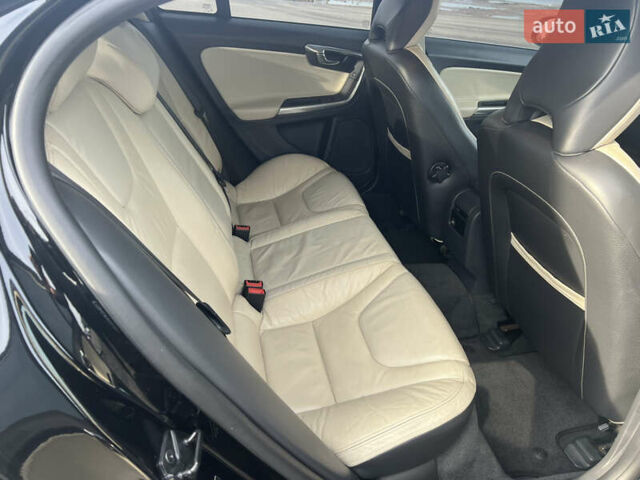 Чорний Вольво С60, об'ємом двигуна 2.52 л та пробігом 248 тис. км за 9300 $, фото 22 на Automoto.ua