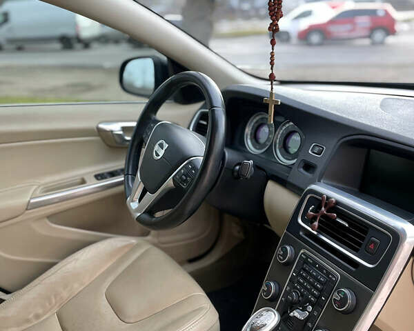 Чорний Вольво С60, об'ємом двигуна 2.52 л та пробігом 105 тис. км за 11499 $, фото 26 на Automoto.ua