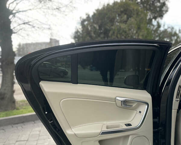 Чорний Вольво С60, об'ємом двигуна 2.52 л та пробігом 105 тис. км за 11499 $, фото 19 на Automoto.ua